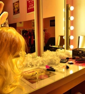 SISSY ROOM