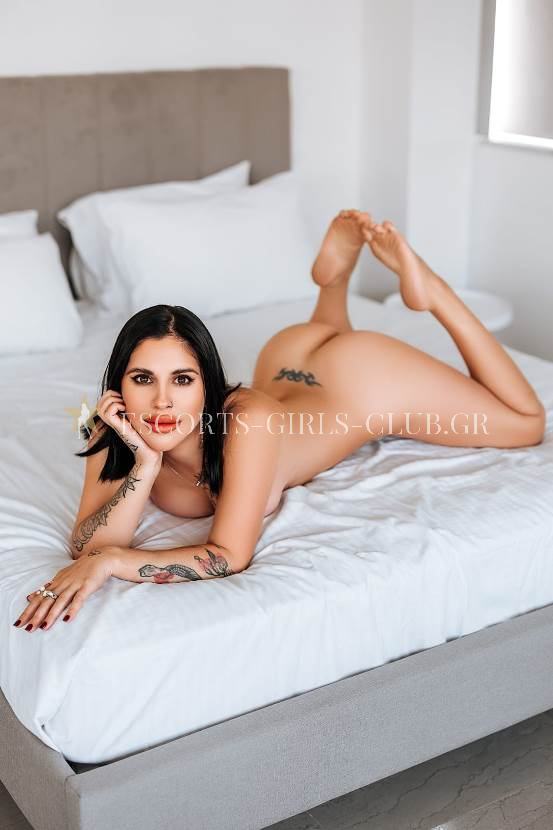SENSUAL EROTIC SKINNY BLACK HAIR SHORT HAIR TATTED TATTOO YOUNG PETITE MODEL TOP VIP CALLGIRL VISITA ESCORT IN ATHENS MIKA