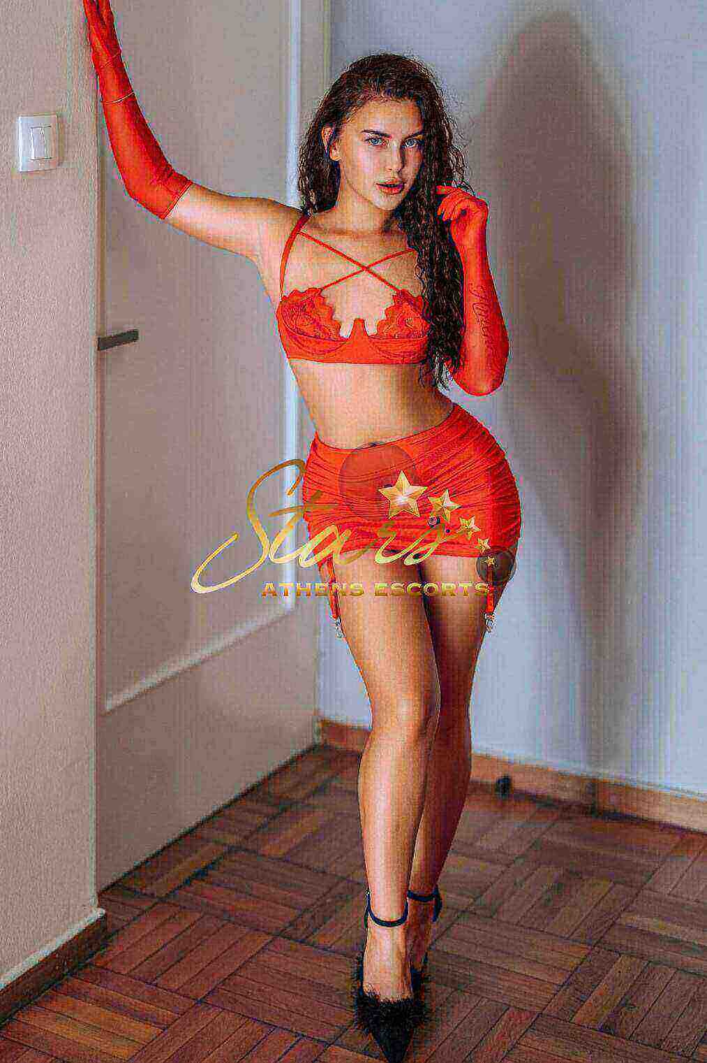 EMMA-ESCORTS-GIRL-TOP