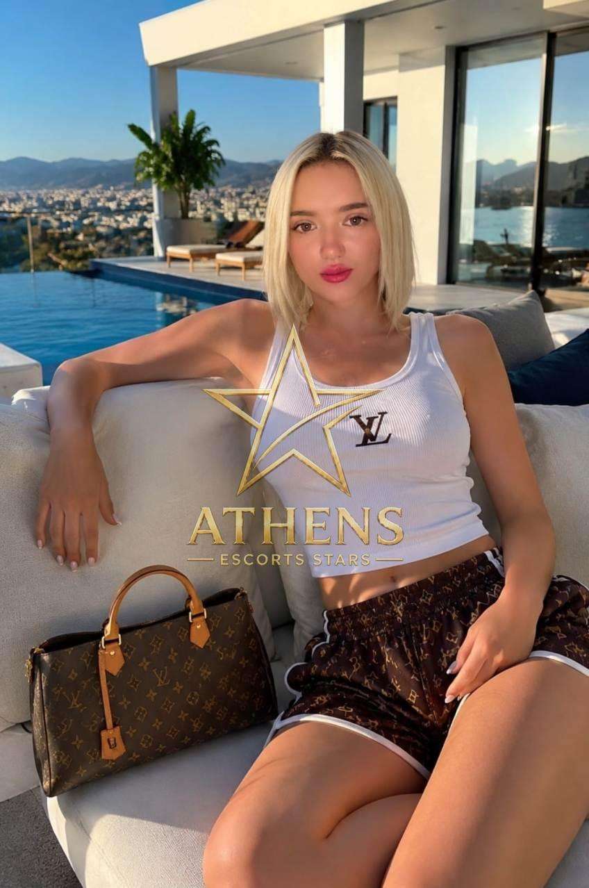 DARYA-ATHENS-ESCORT-STARS